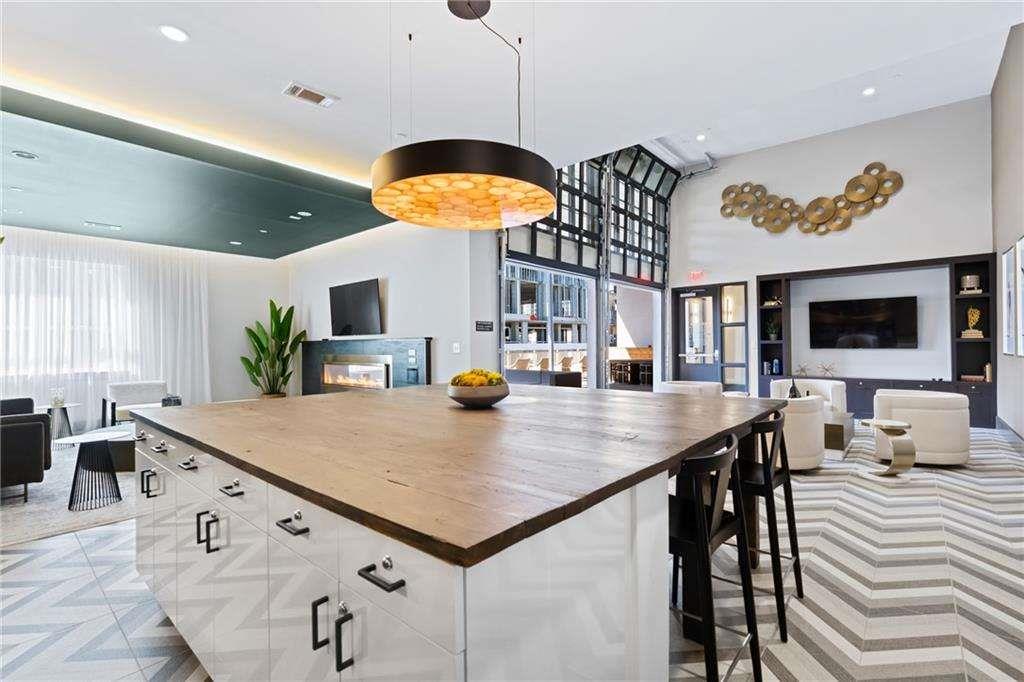 775 Juniper St #327 Atlanta, GA 30308