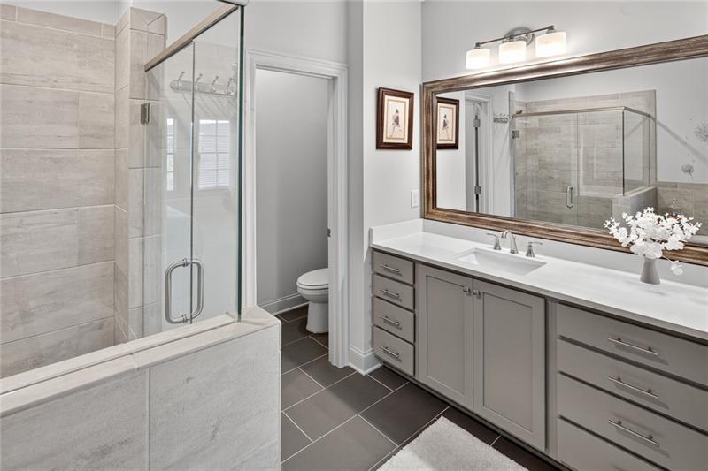 1956 Skyfall Cir Atlanta, GA 30319