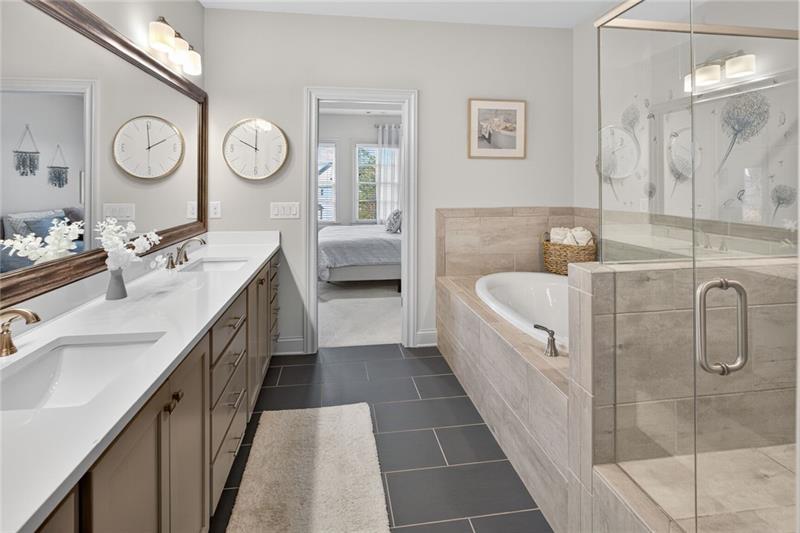 1956 Skyfall Cir Atlanta, GA 30319