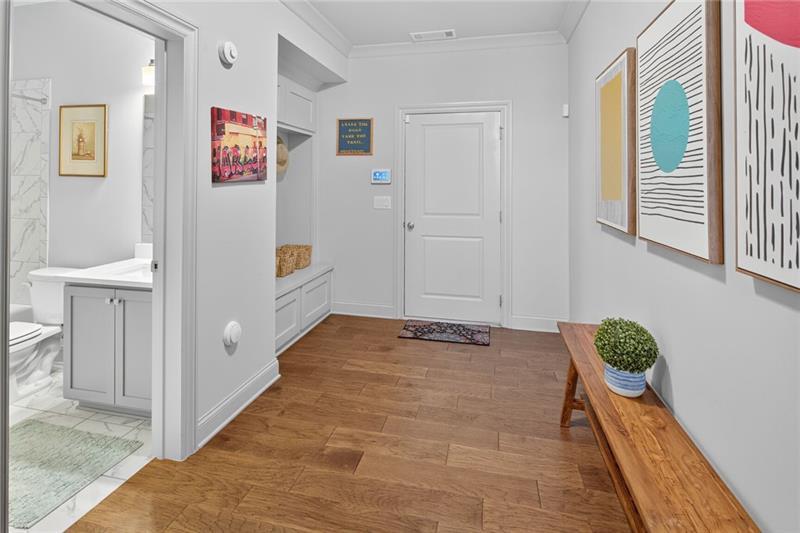 1956 Skyfall Cir Atlanta, GA 30319