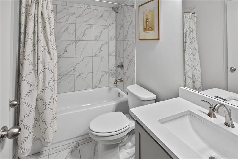 1956 Skyfall Cir Atlanta, GA 30319