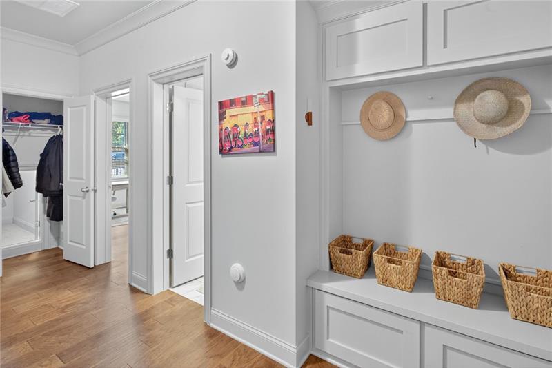 1956 Skyfall Cir Atlanta, GA 30319