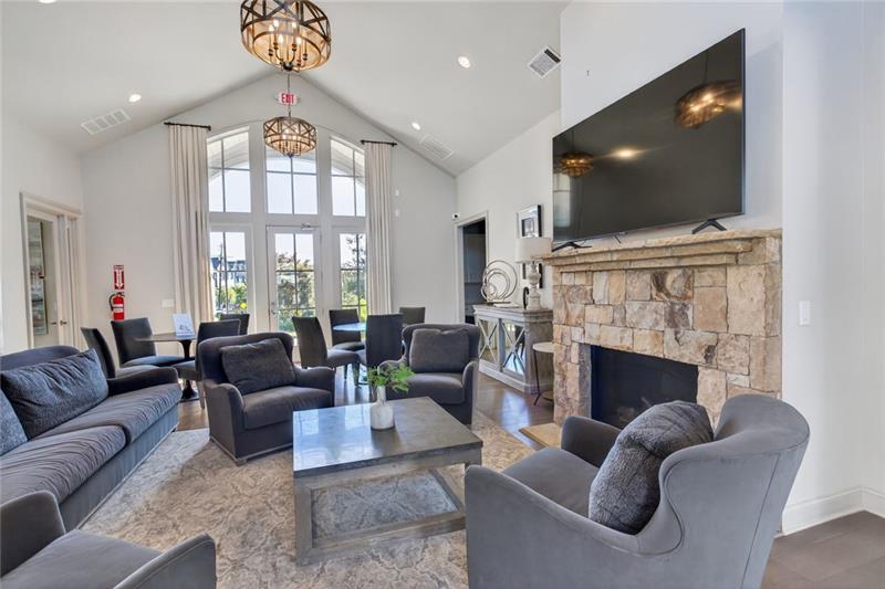 1956 Skyfall Cir Atlanta, GA 30319