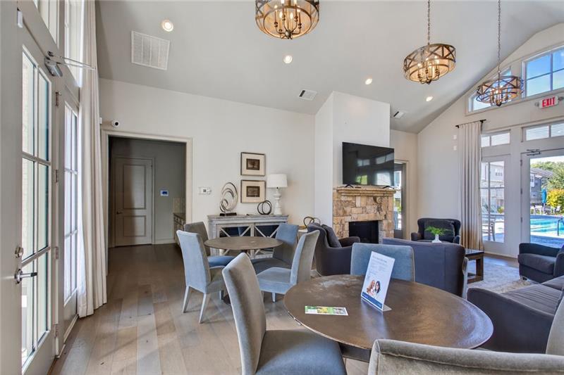 1956 Skyfall Cir Atlanta, GA 30319