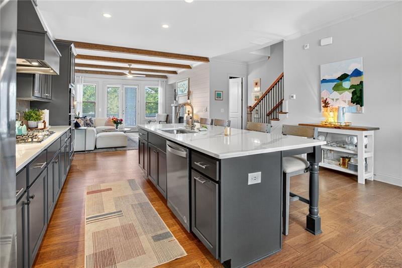 1956 Skyfall Cir Atlanta, GA 30319