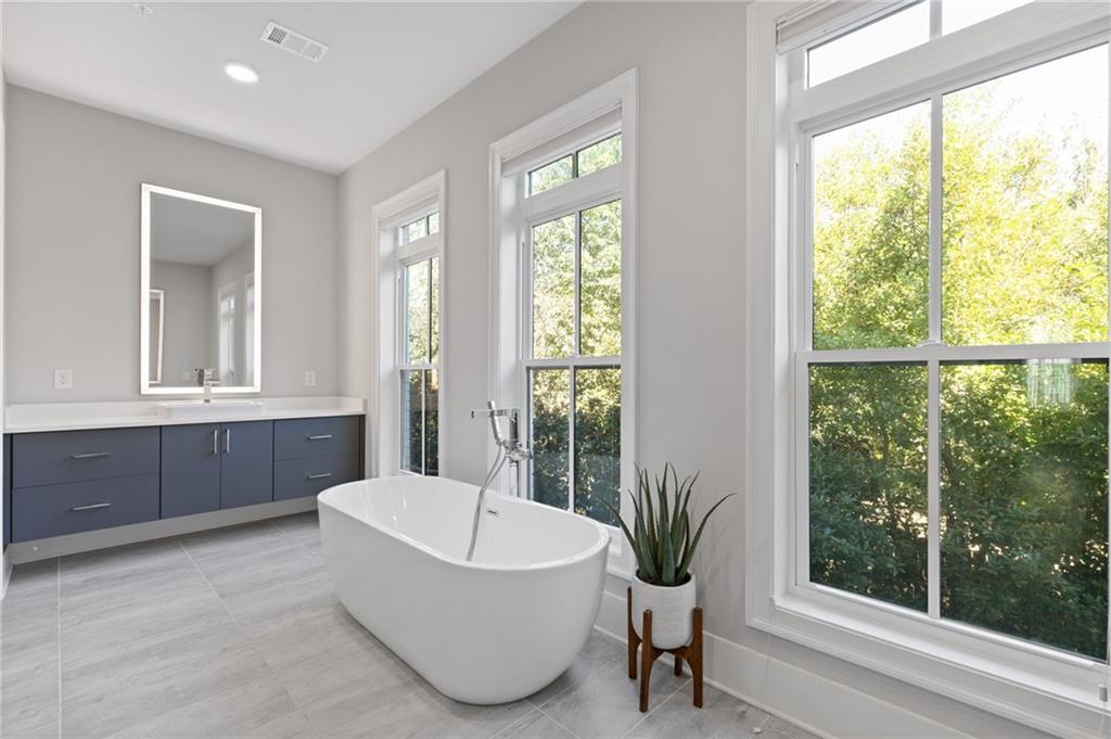 574 Blvd Pl #3 Atlanta, GA 30308