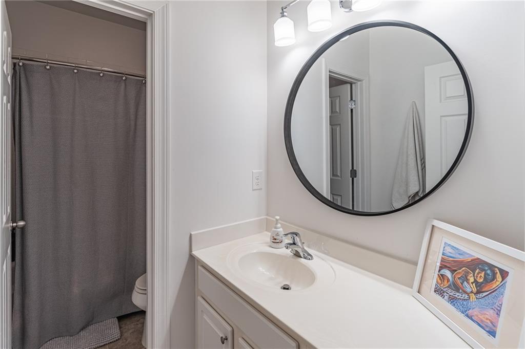 1602 Rivergreen Ct #19 Atlanta, GA 30339