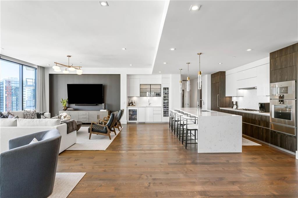 3107 Peachtree Rd #1402 Atlanta, GA 30305