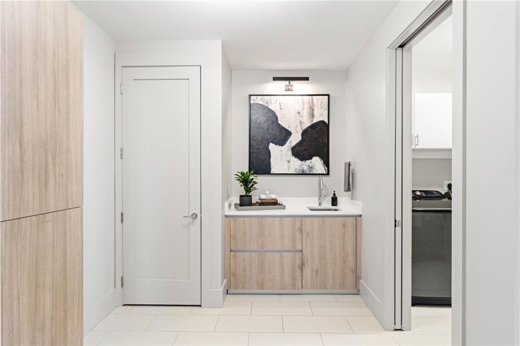 3107 Peachtree Rd #1402 Atlanta, GA 30305