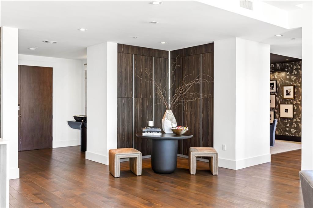 3107 Peachtree Rd #1402 Atlanta, GA 30305