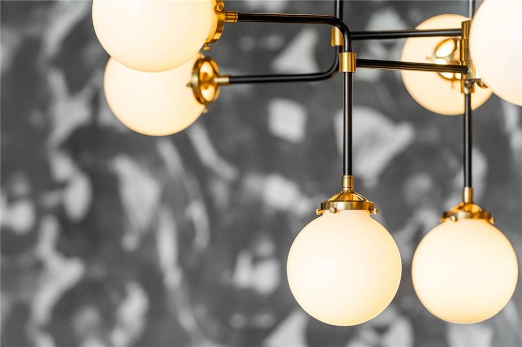 3107 Peachtree Rd #1402 Atlanta, GA 30305