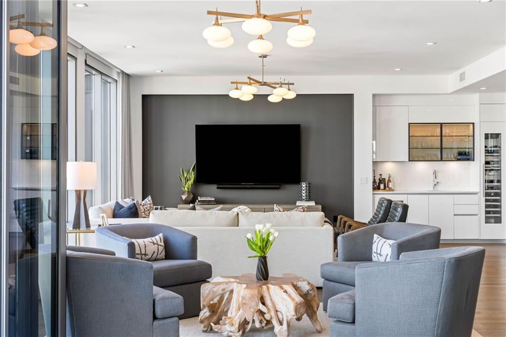 3107 Peachtree Rd #1402 Atlanta, GA 30305