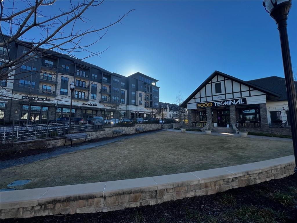 6580 Aria Vlg Dr Sandy Springs, GA 30328