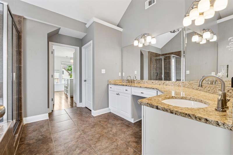 2621 Vlg Chase Dr Duluth, GA 30096