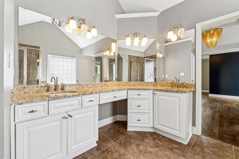 2621 Vlg Chase Dr Duluth, GA 30096