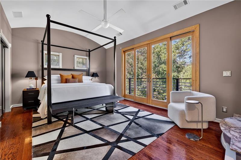 1216 E Rock Spgs Rd Atlanta, GA 30306