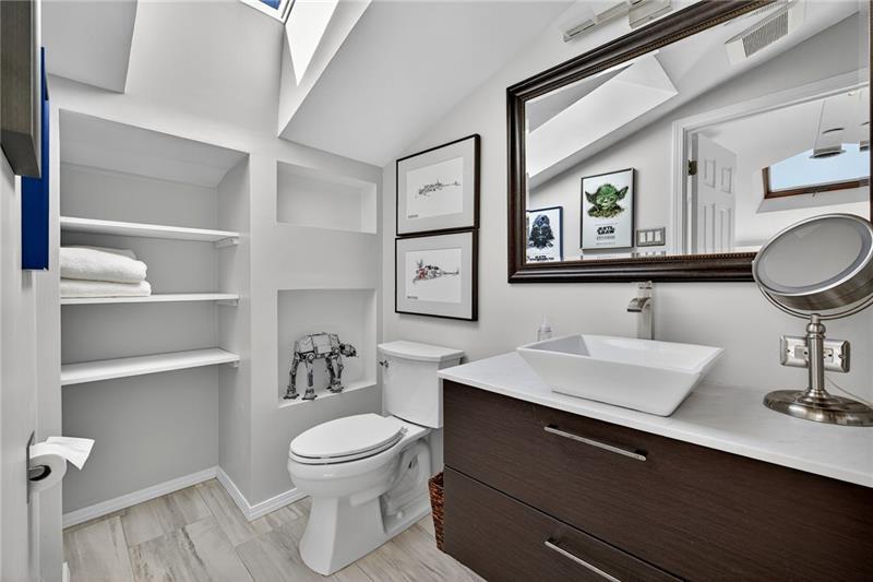 1216 E Rock Spgs Rd Atlanta, GA 30306