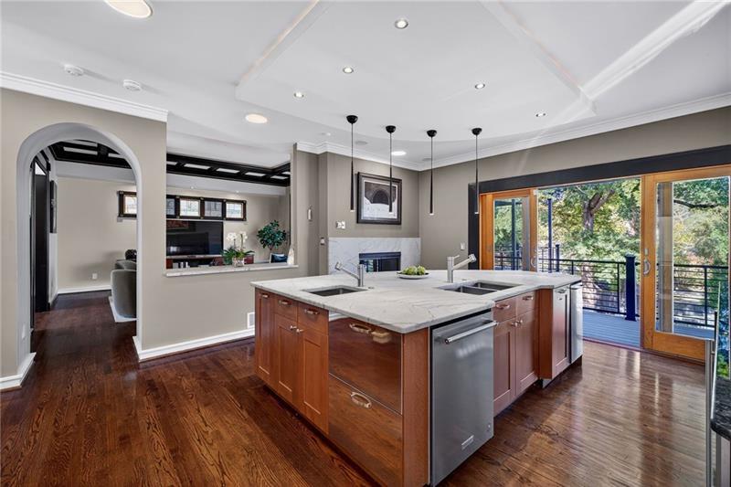 1216 E Rock Spgs Rd Atlanta, GA 30306