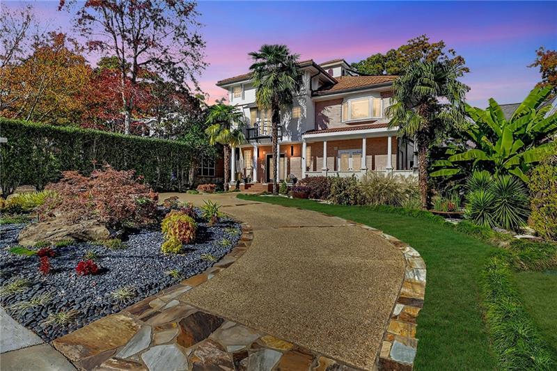 1216 E Rock Spgs Rd Atlanta, GA 30306