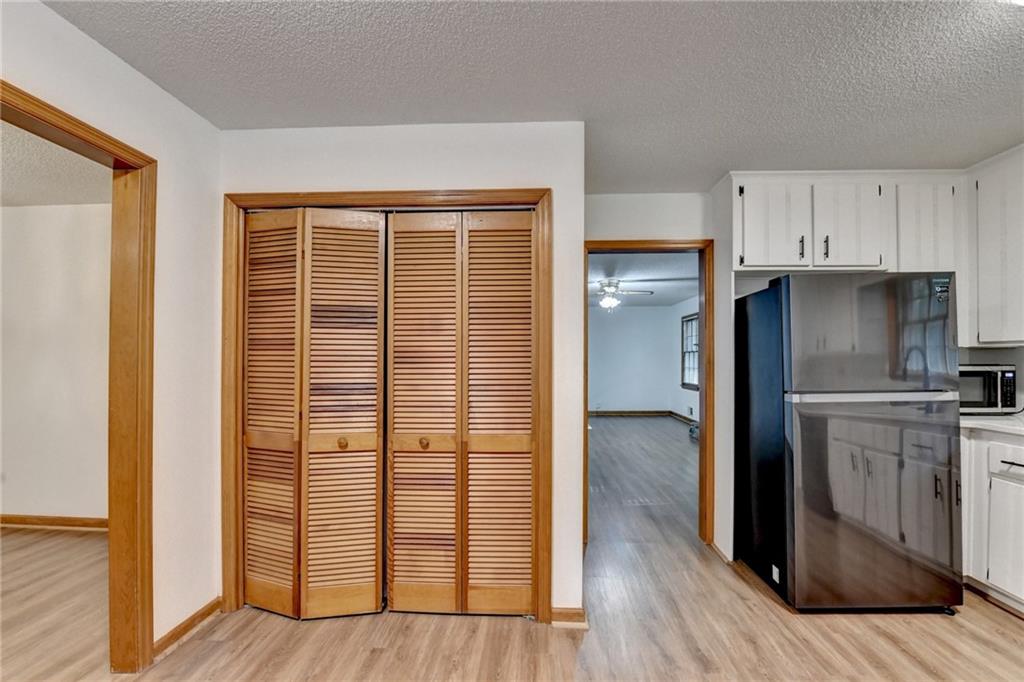 214 Vly Brk Dr Woodstock, GA 30188