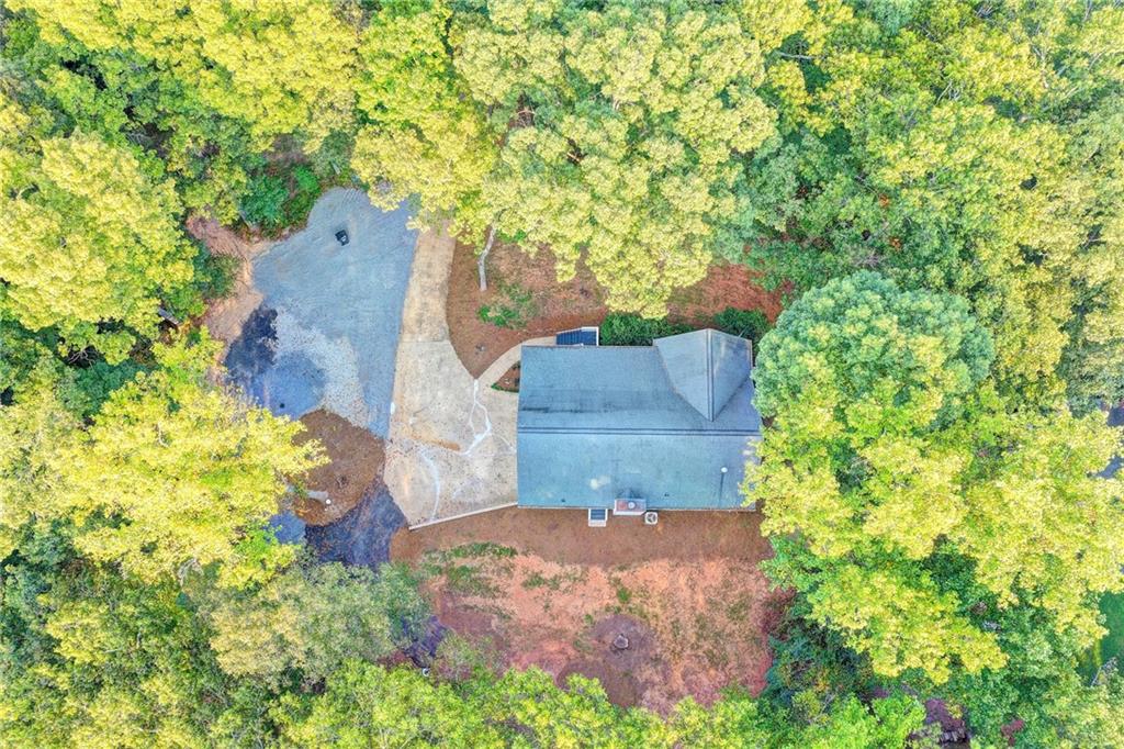 214 Vly Brk Dr Woodstock, GA 30188