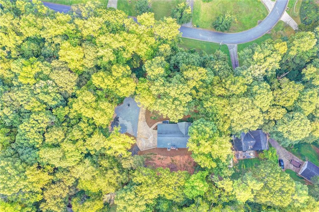 214 Vly Brk Dr Woodstock, GA 30188