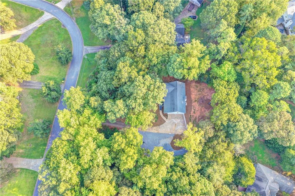 214 Vly Brk Dr Woodstock, GA 30188