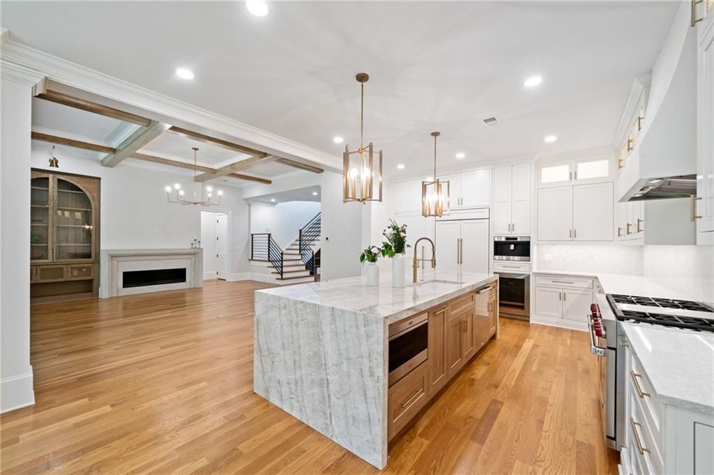 115 Baxley Ln Alpharetta, GA 30004 115 Baxley Ln Alpharetta, GA 30004