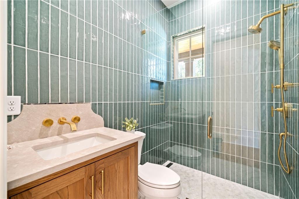 115 Baxley Ln Alpharetta, GA 30004 115 Baxley Ln Alpharetta, GA 30004