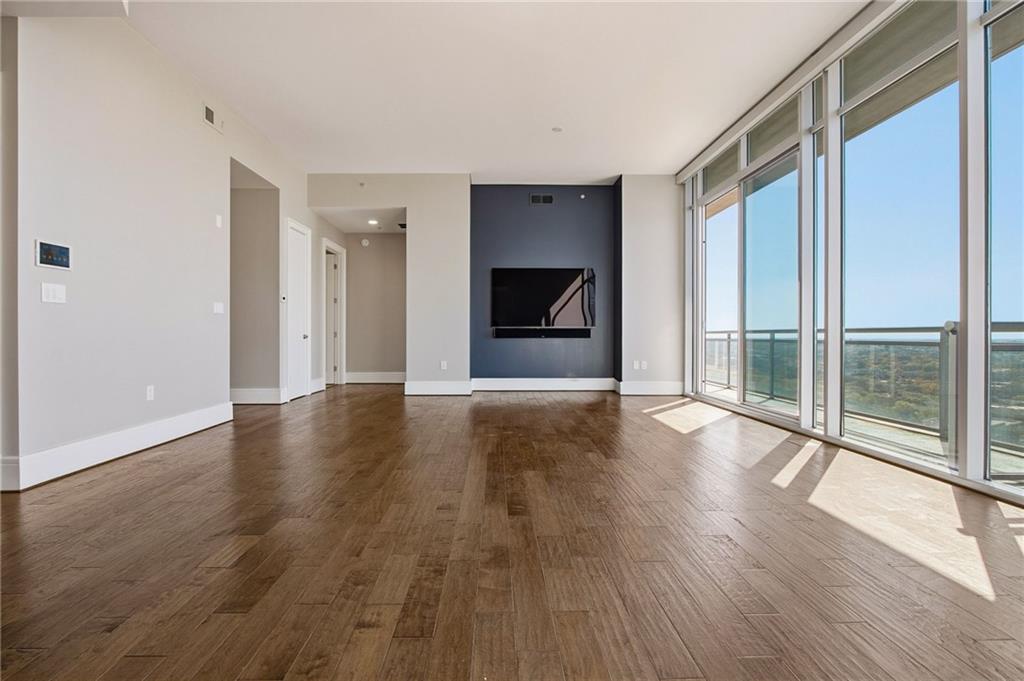 1065 Peachtree St #3303 Atlanta, GA 30309