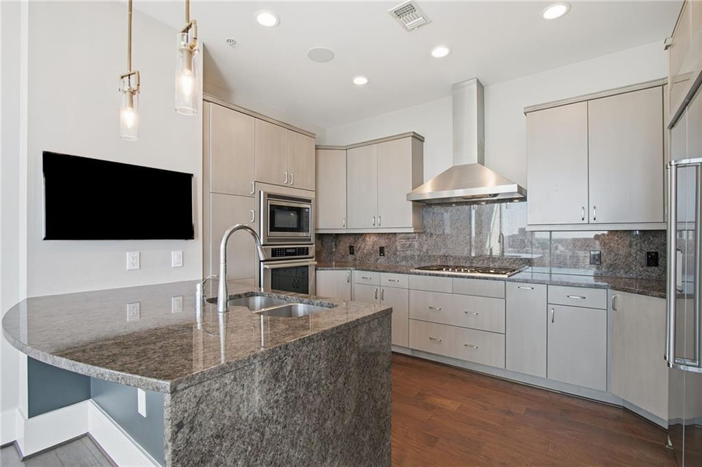 1065 Peachtree St #3303 Atlanta, GA 30309