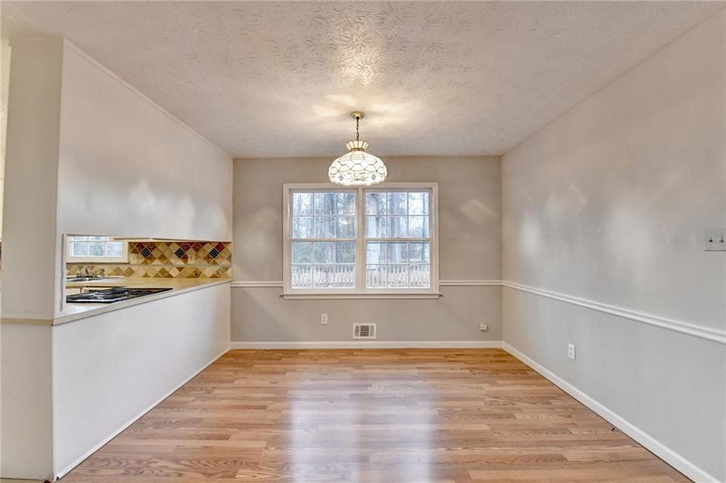 493 Tracy Ct Lawrenceville, GA 30046