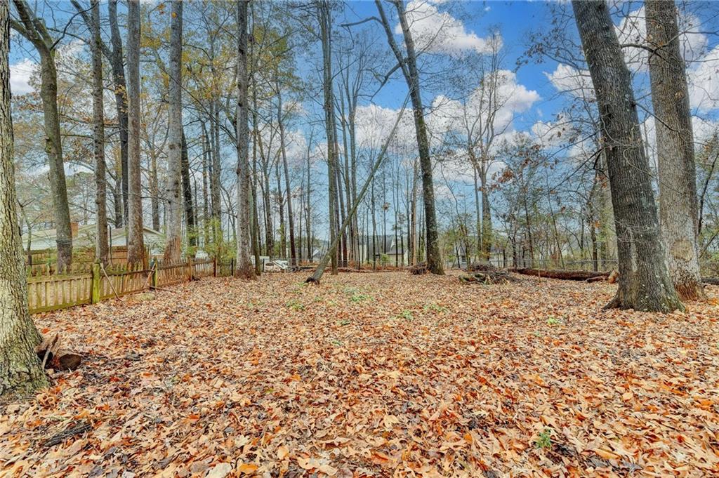 493 Tracy Ct Lawrenceville, GA 30046