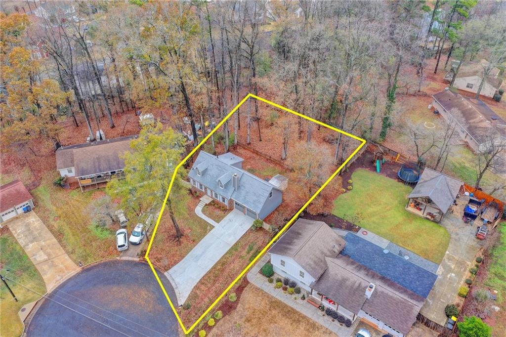 493 Tracy Ct Lawrenceville, GA 30046