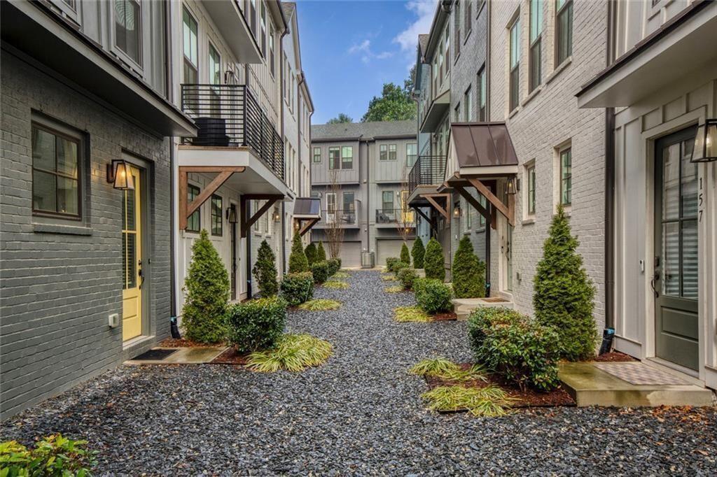 4437 Buckley Way Atlanta, GA 30342