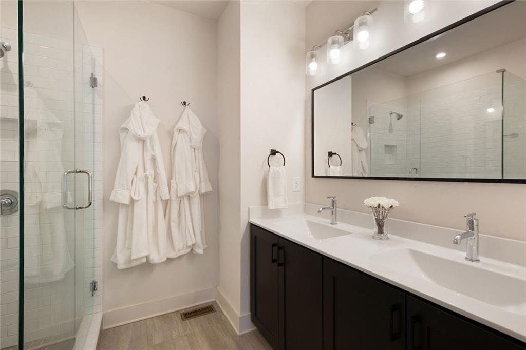 4437 Buckley Way Atlanta, GA 30342