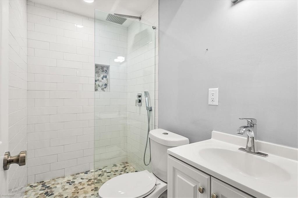 2763 Baker Rdg Dr Atlanta, GA 30318