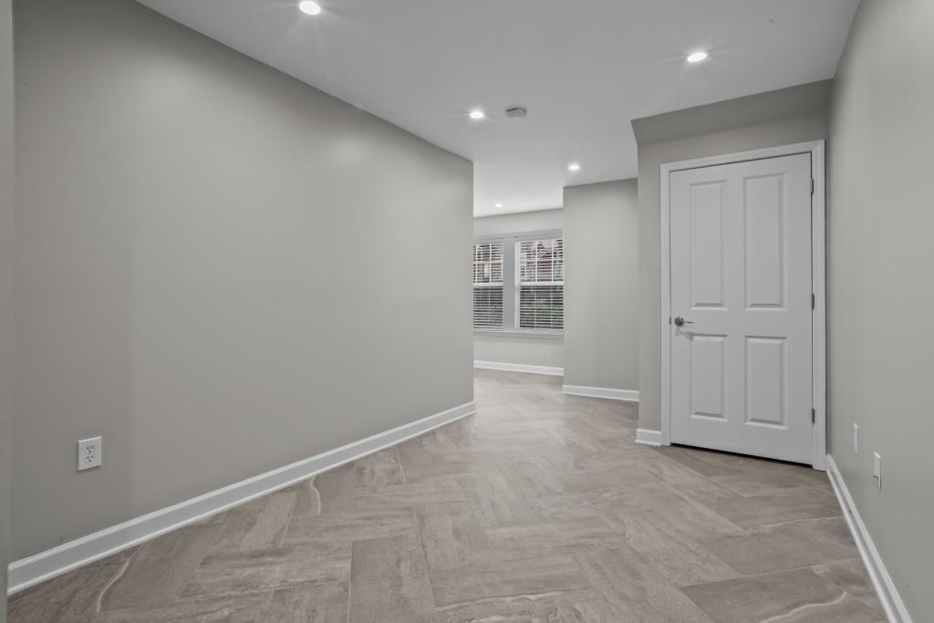 3724 Ashford Crk Ln Brookhaven, GA 30319