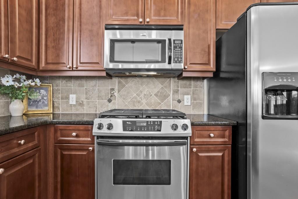 3724 Ashford Crk Ln Brookhaven, GA 30319