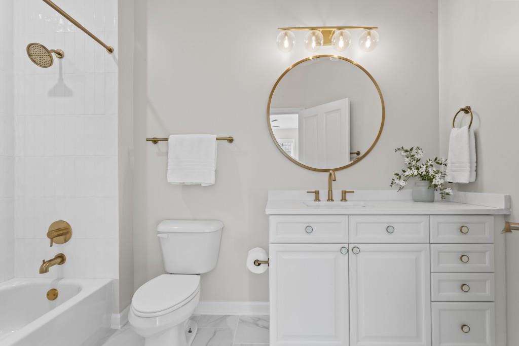 3724 Ashford Crk Ln Brookhaven, GA 30319