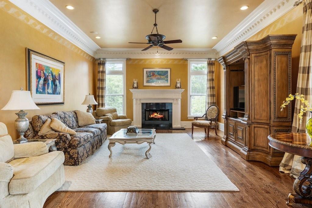 1075 Carnoustie Ln Alpharetta, GA 30005 1075 Carnoustie Ln Alpharetta, GA 30005