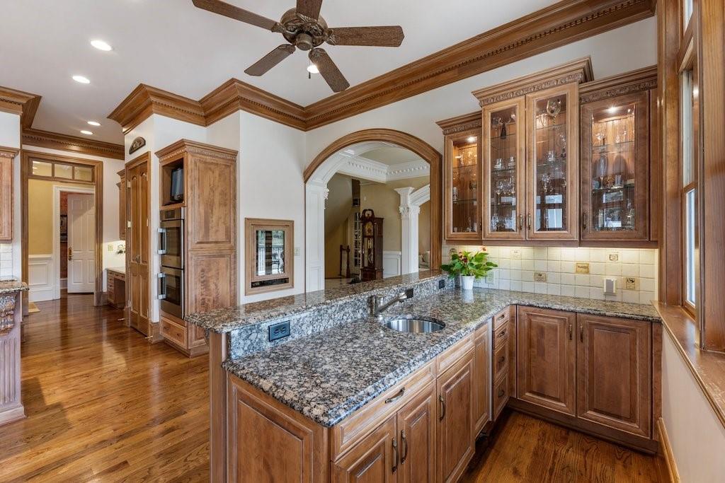 1075 Carnoustie Ln Alpharetta, GA 30005 1075 Carnoustie Ln Alpharetta, GA 30005