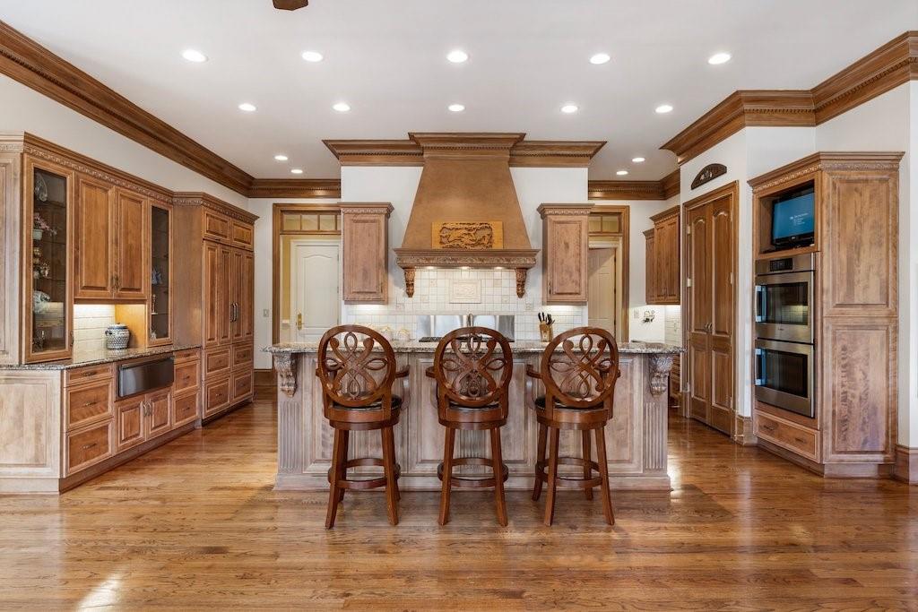 1075 Carnoustie Ln Alpharetta, GA 30005 1075 Carnoustie Ln Alpharetta, GA 30005