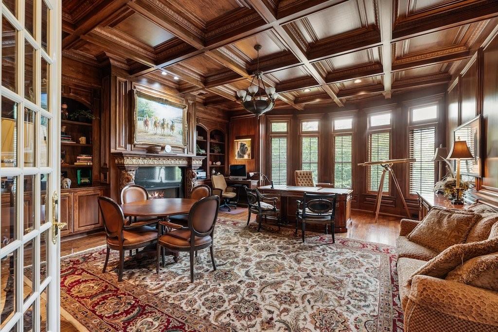 1075 Carnoustie Ln Alpharetta, GA 30005 1075 Carnoustie Ln Alpharetta, GA 30005