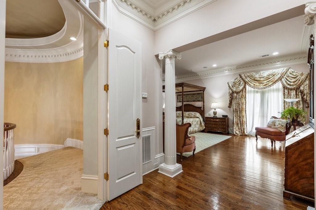 1075 Carnoustie Ln Alpharetta, GA 30005 1075 Carnoustie Ln Alpharetta, GA 30005