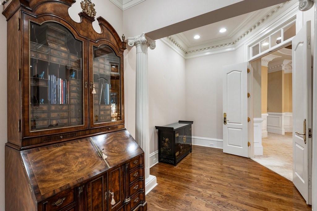 1075 Carnoustie Ln Alpharetta, GA 30005 1075 Carnoustie Ln Alpharetta, GA 30005