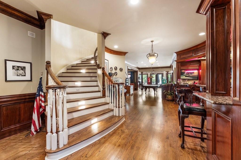 1075 Carnoustie Ln Alpharetta, GA 30005 1075 Carnoustie Ln Alpharetta, GA 30005