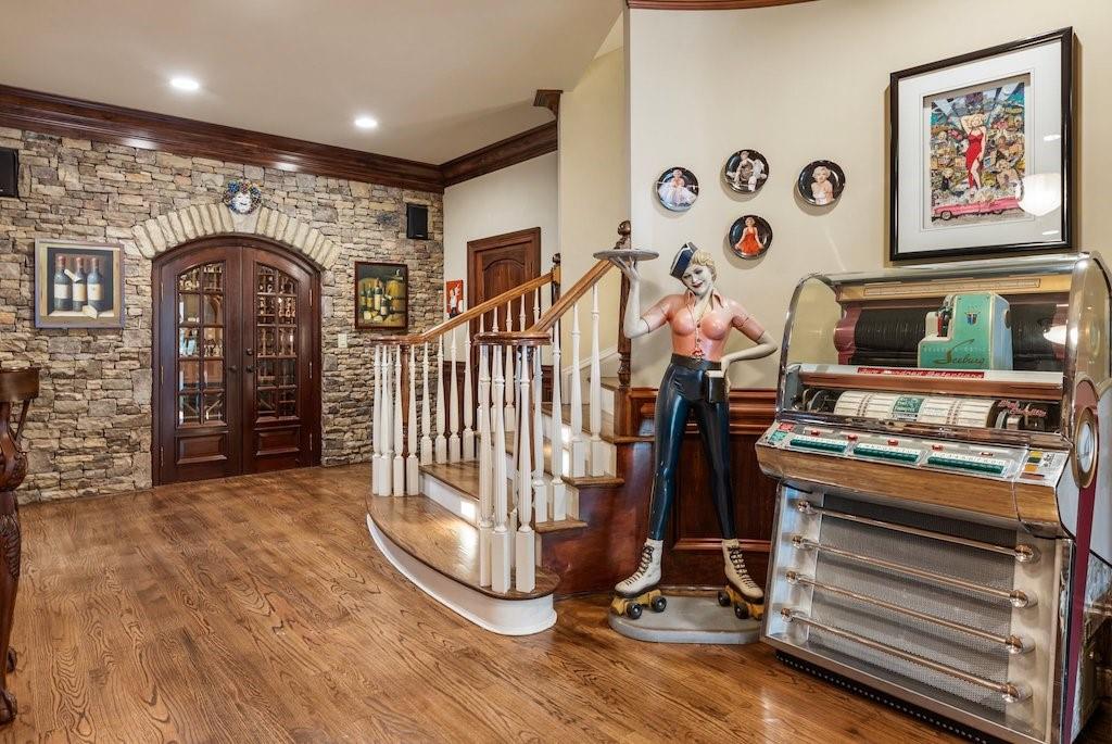 1075 Carnoustie Ln Alpharetta, GA 30005 1075 Carnoustie Ln Alpharetta, GA 30005