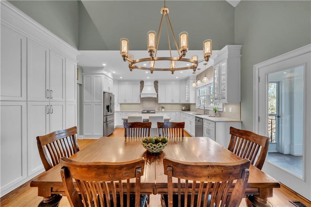 5640 Overlook Blf Johns Creek, GA 30097