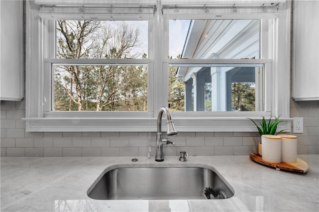 5640 Overlook Blf Johns Creek, GA 30097